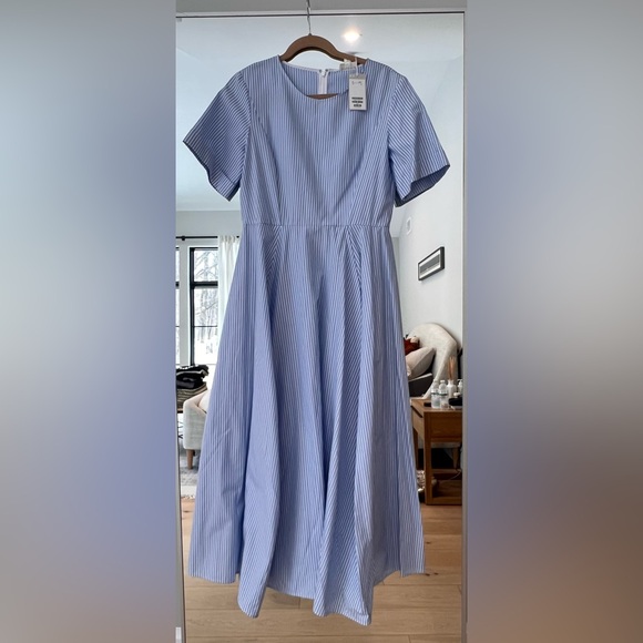 🔥NWT COS Striped Flared Maxi Dress. Size 10 - Picture 3 of 9